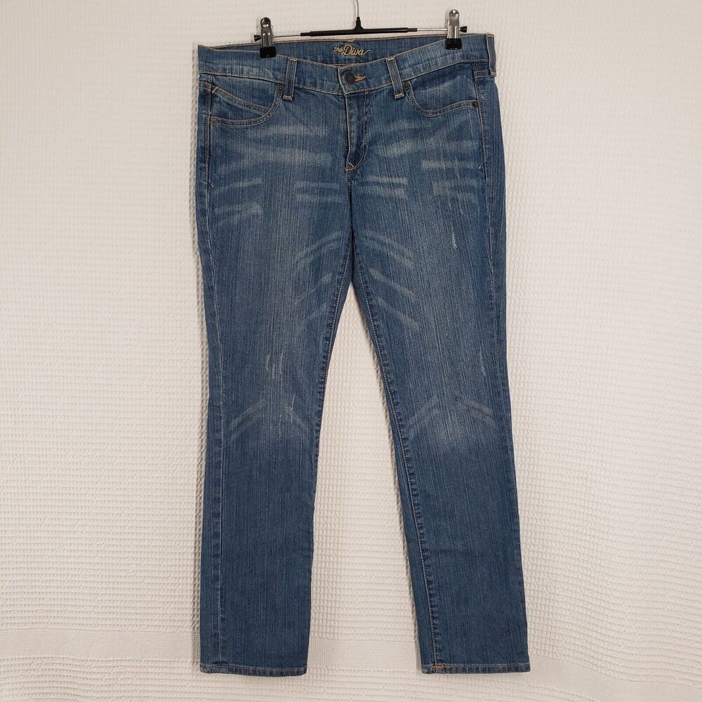Old Navy Diva Jeans Womens 4 Short Blue Medium Wash Low Rise Distressed Scene